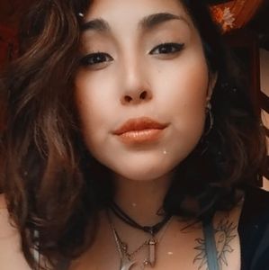 Meet your Posher, Elisa